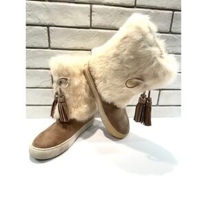 Tory Burch Tan Suede Fur Trimmed‎ Tassel Boots Women's Size 6M